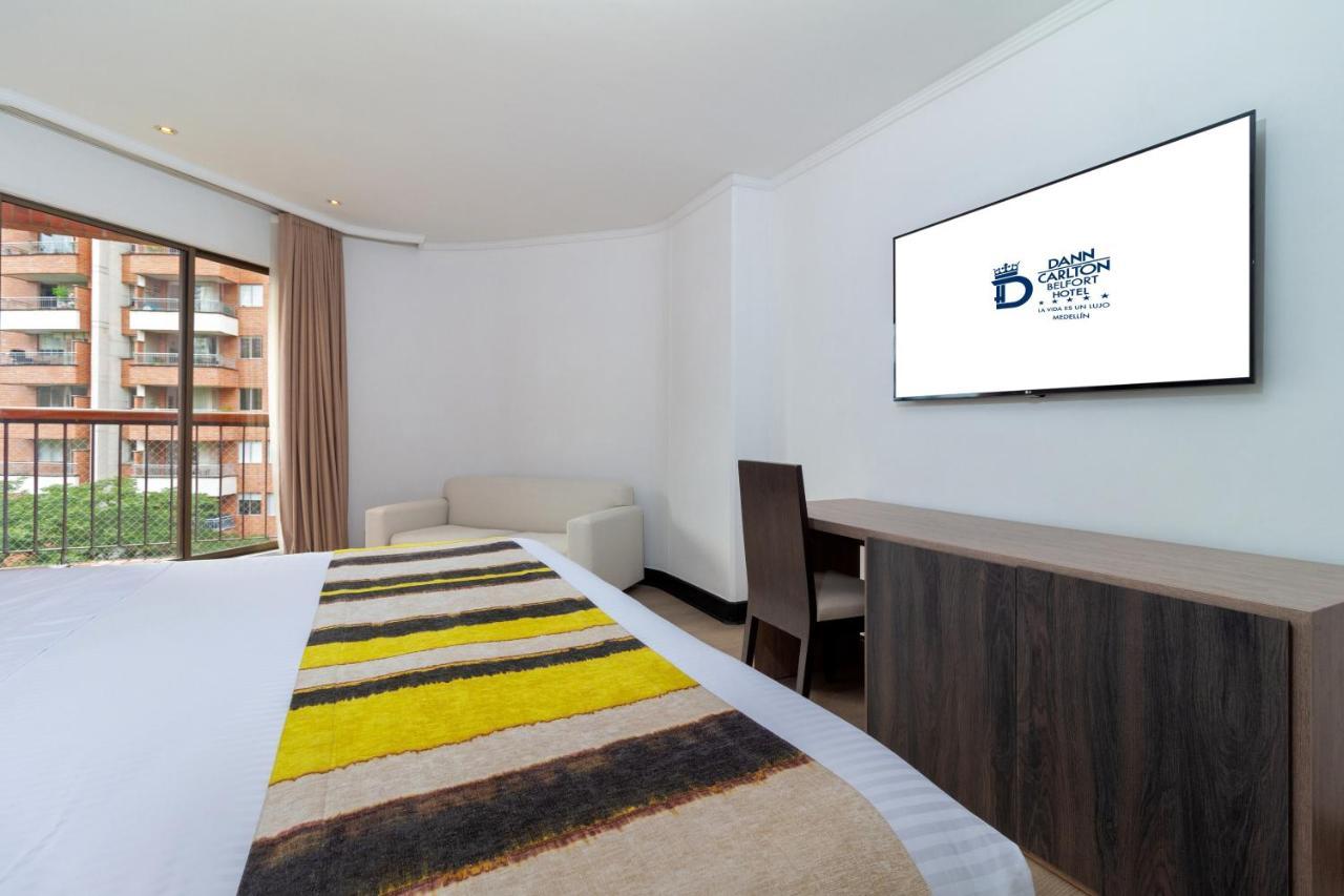 Hotel Dann Carlton Belfort Меделин Екстериор снимка